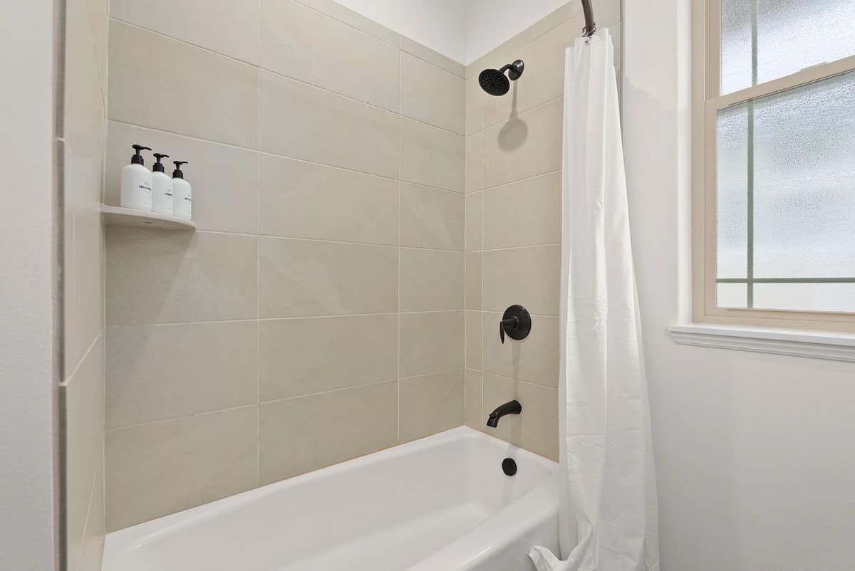 Aloha Breeze - Image 19