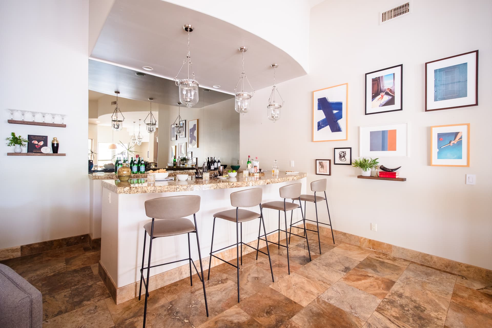 Farrier Manor - Image 15