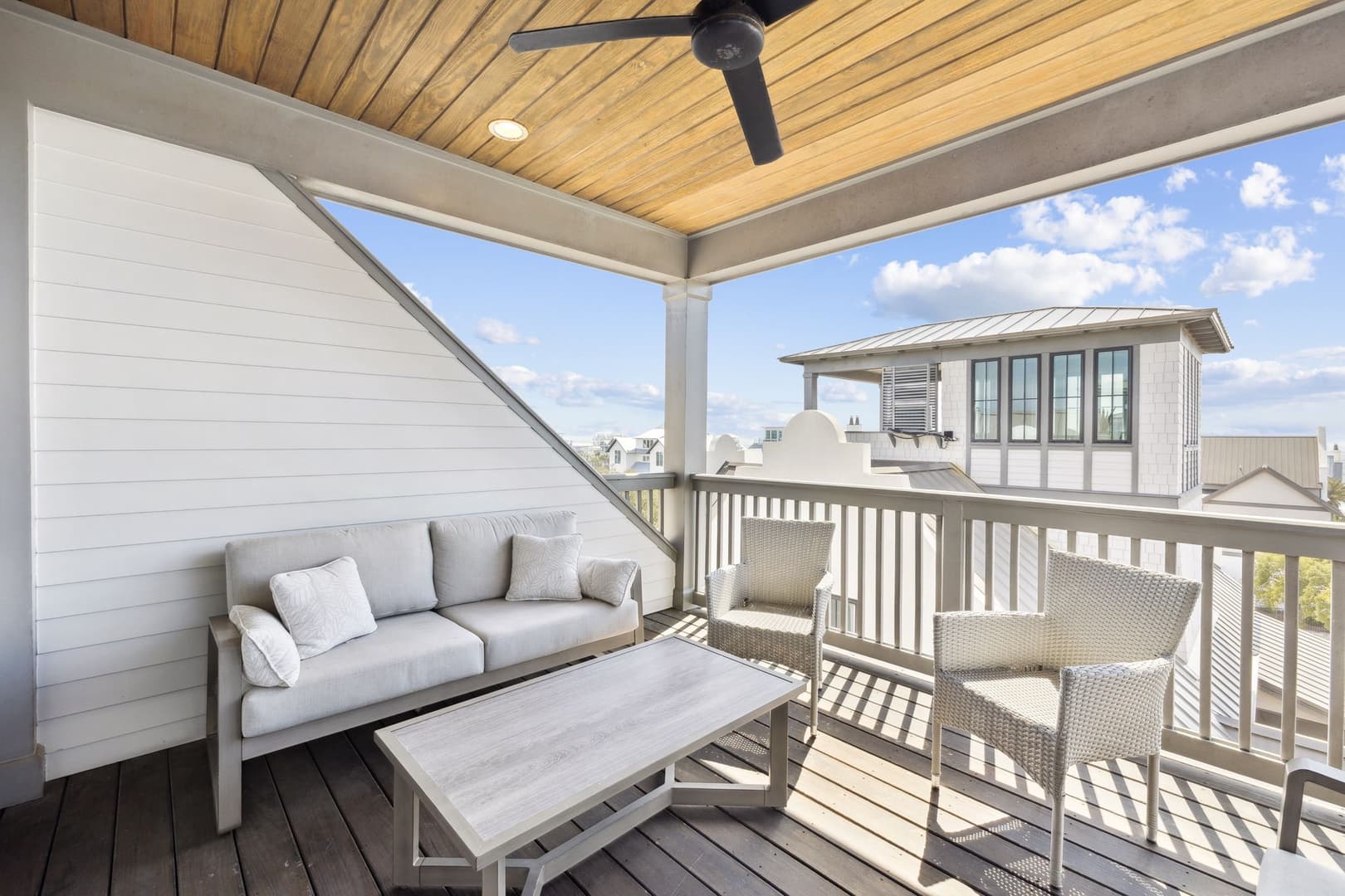 Peacock Place - Image 59