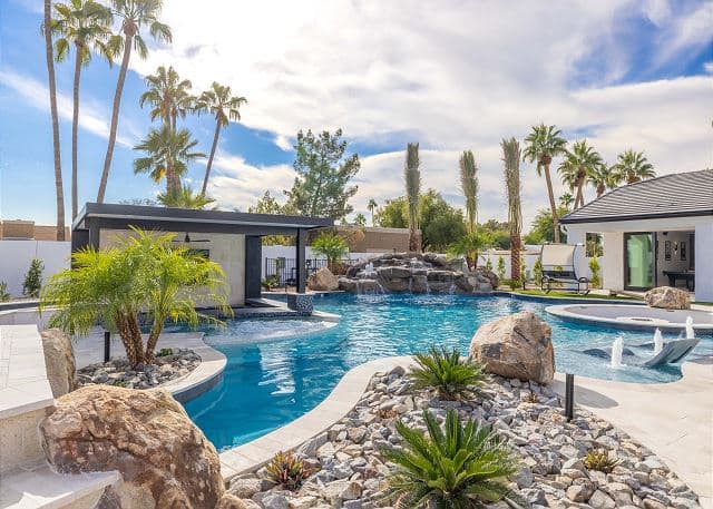 Estate on the River - Image 6