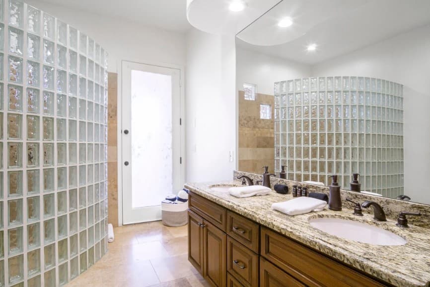 Arcadia House - Image 20