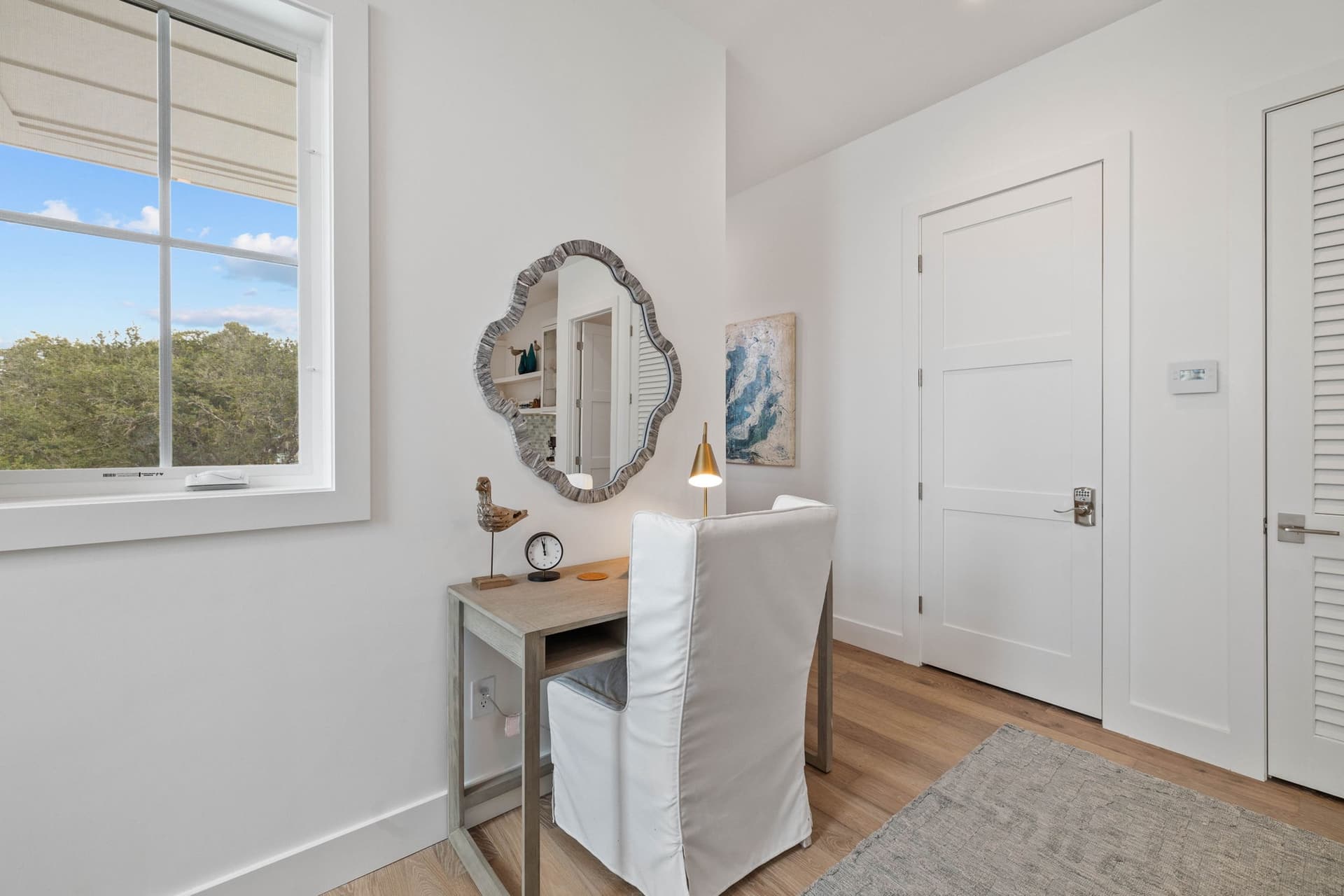 Eyes on Sunrise - Image 35