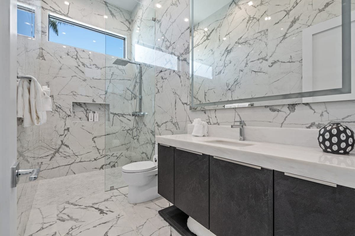 Bravo Villa #7 - Image 45