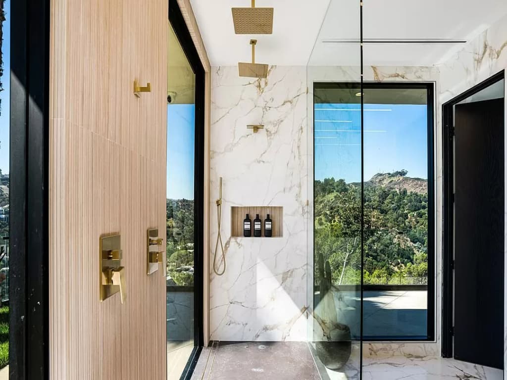 Monarch Modern - Image 33