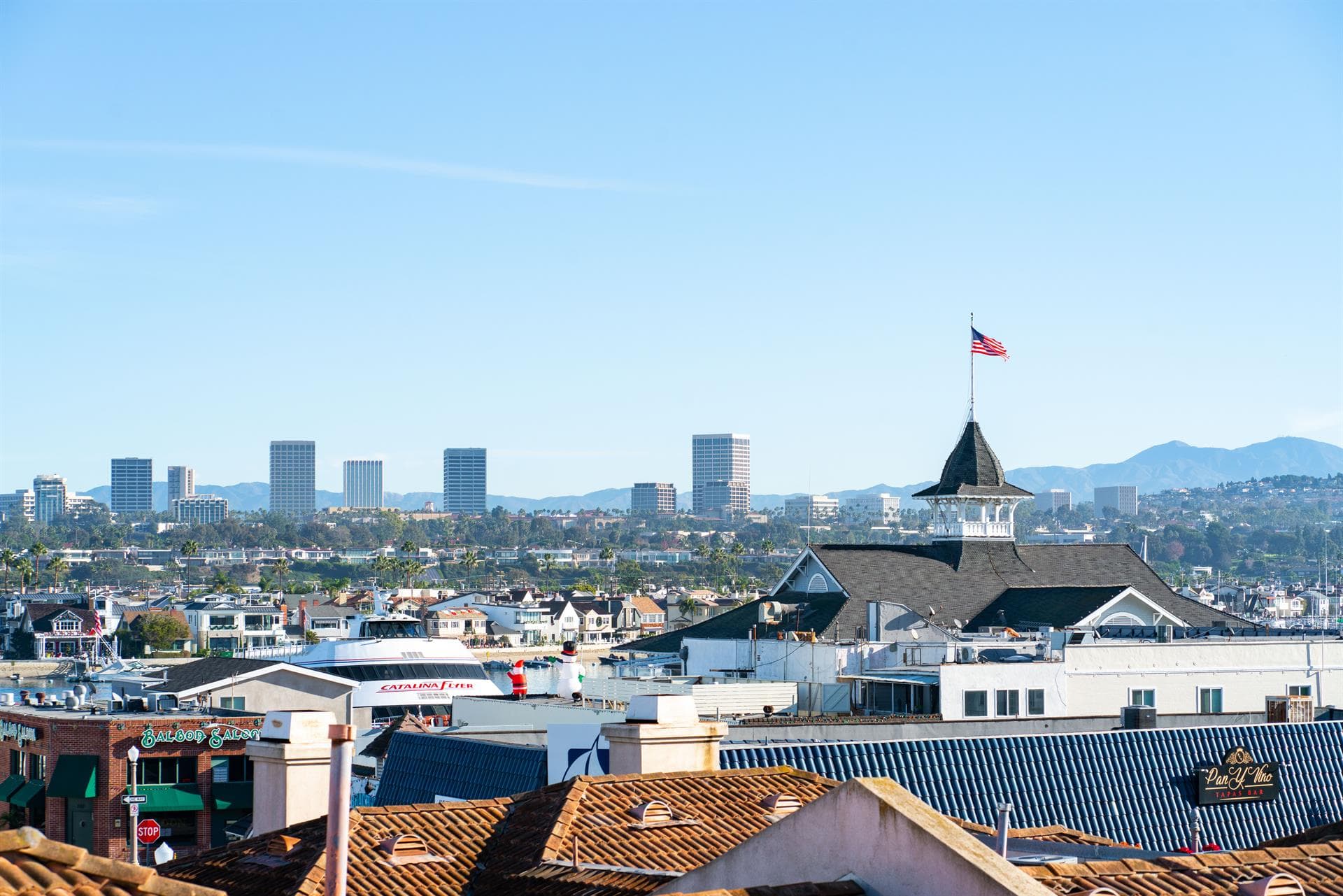 Oceanfront Breeze - Image 19