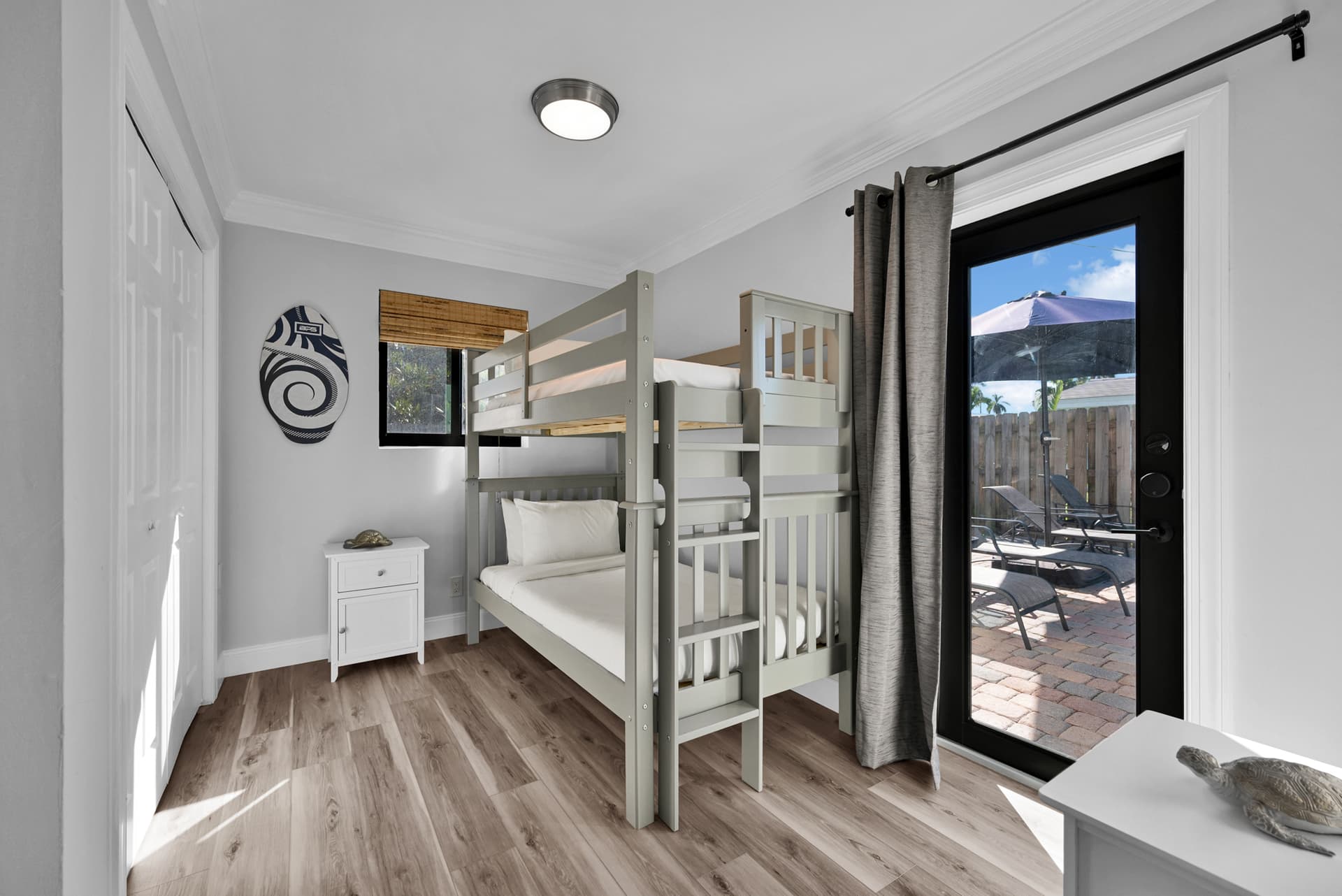 Robinson Place - Image 42