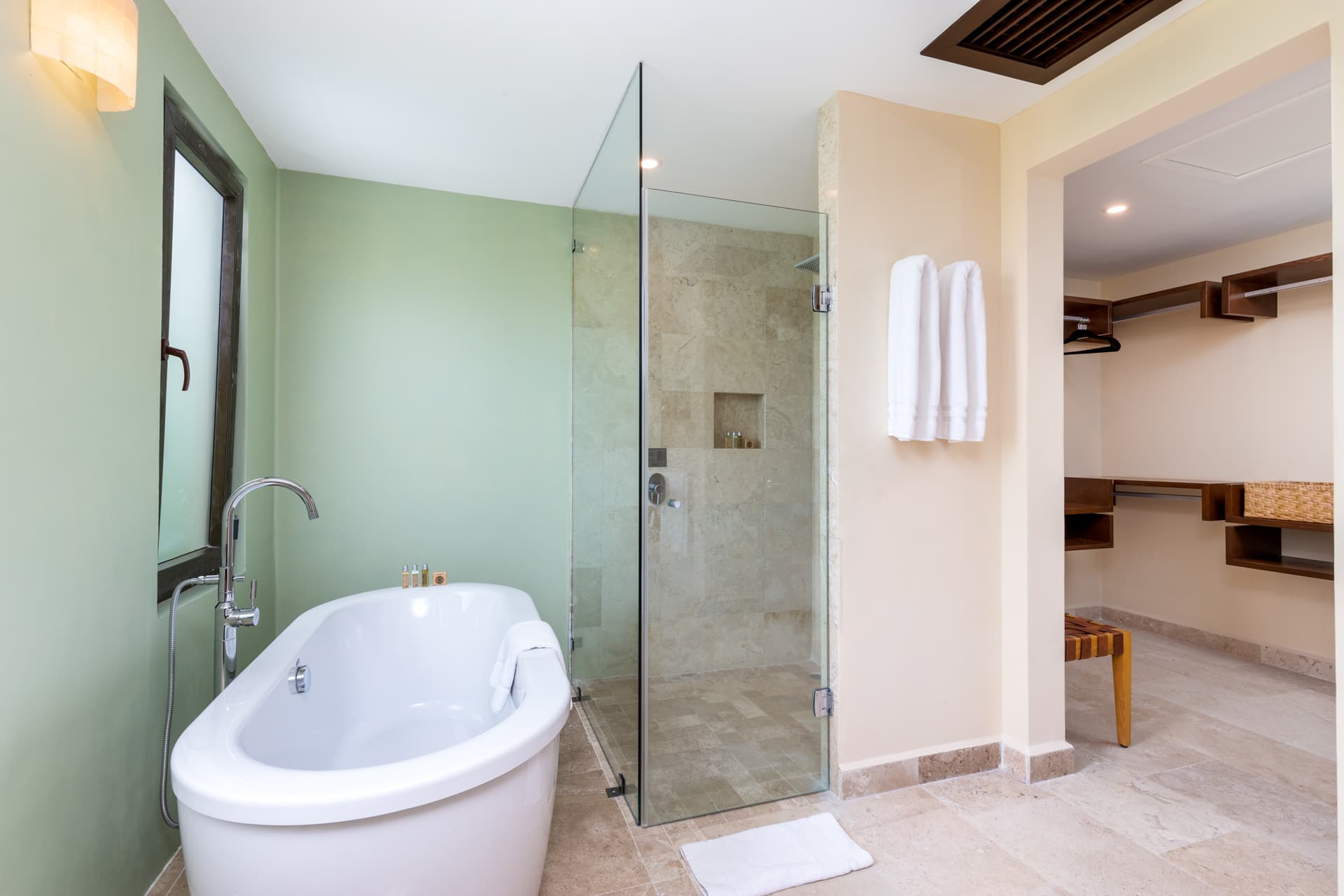 La Serenata #3 - Image 40