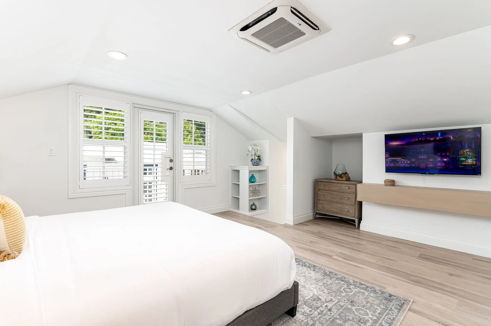 Delray Bliss - Image 26