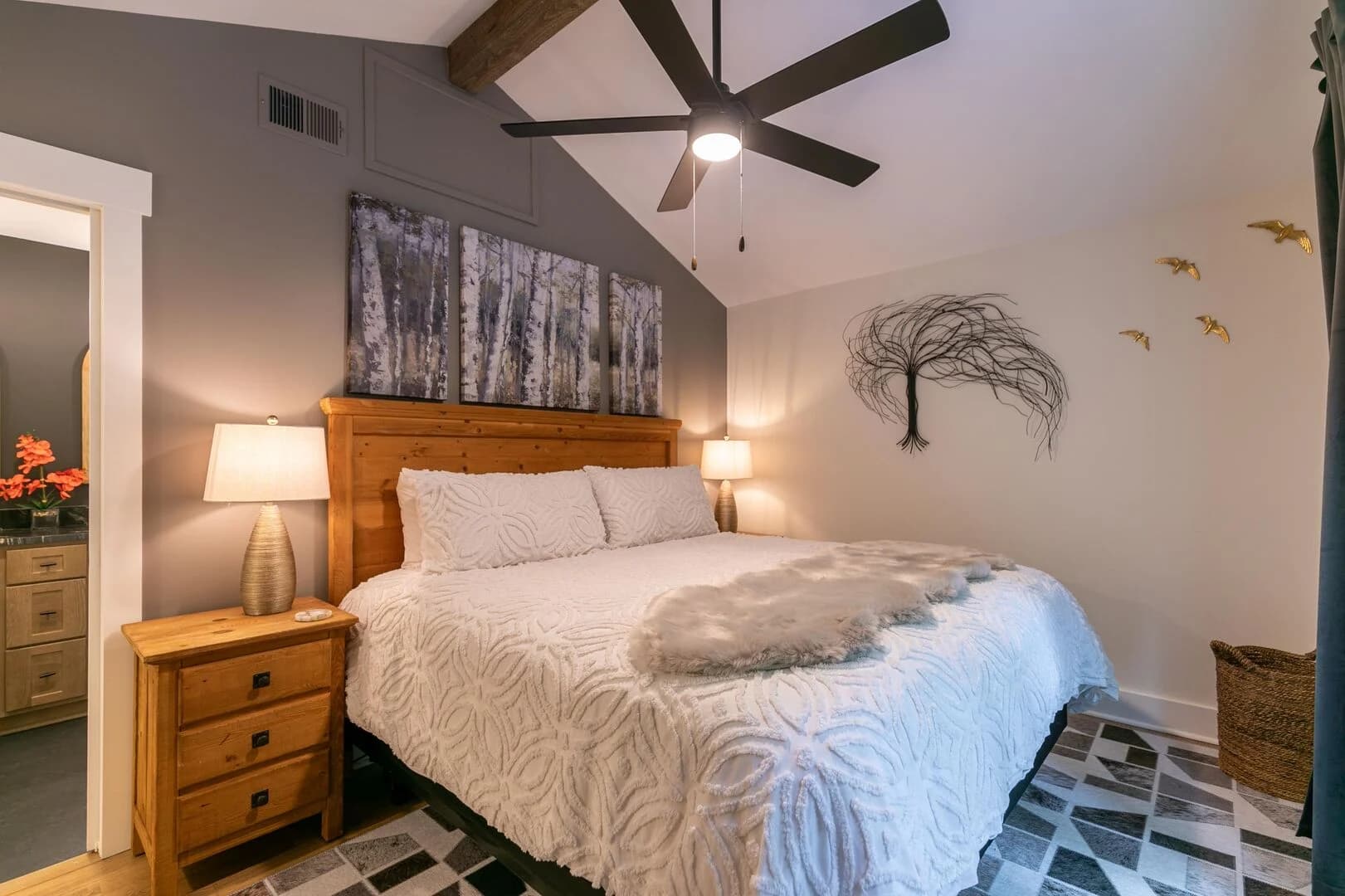 Riverside Retreat - Image 12