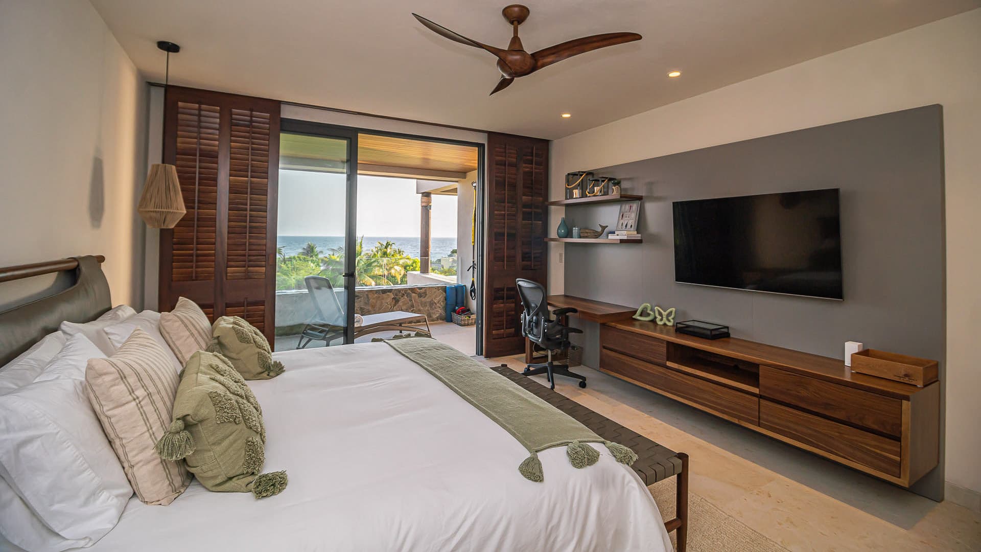 Ocean Views Home - Image 6