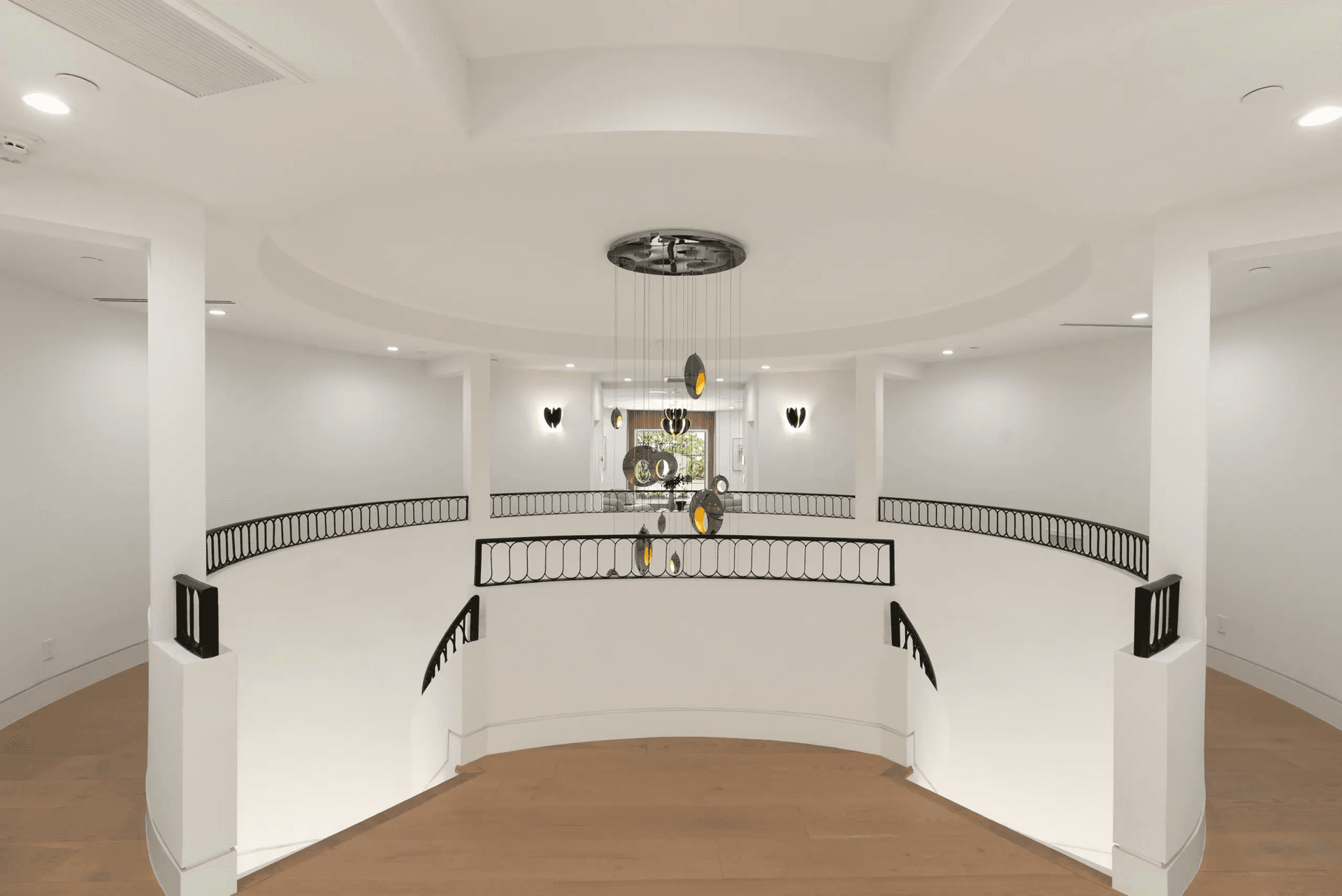 Noble Crest - Image 18