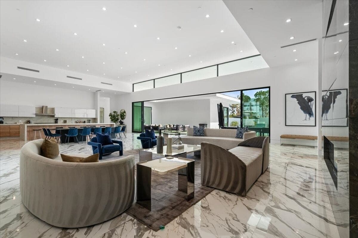 Bravo Villa #11 - Image 5