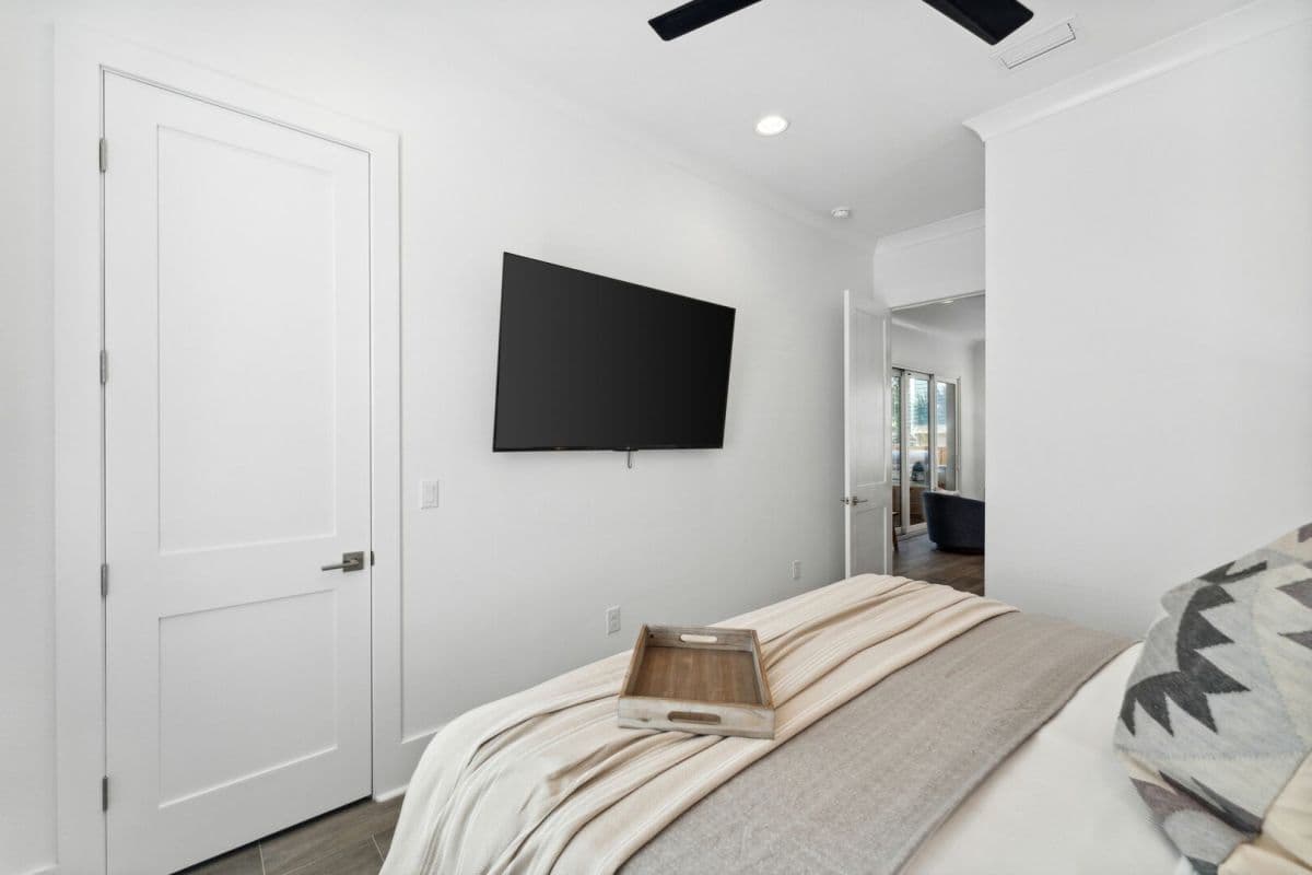 Summer Lane - Image 16