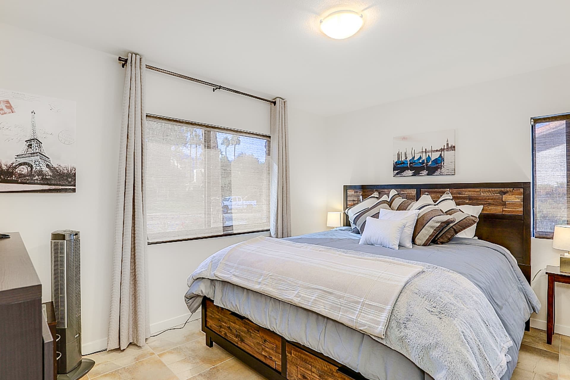 Bev Palm Springs Home - Image 14