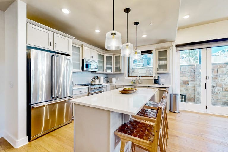 Designer Blackstone Condo - Image 6