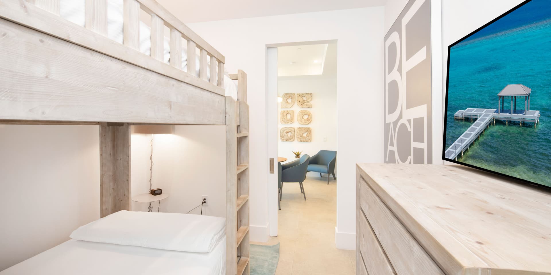 Shoreline Splendor - Image 11