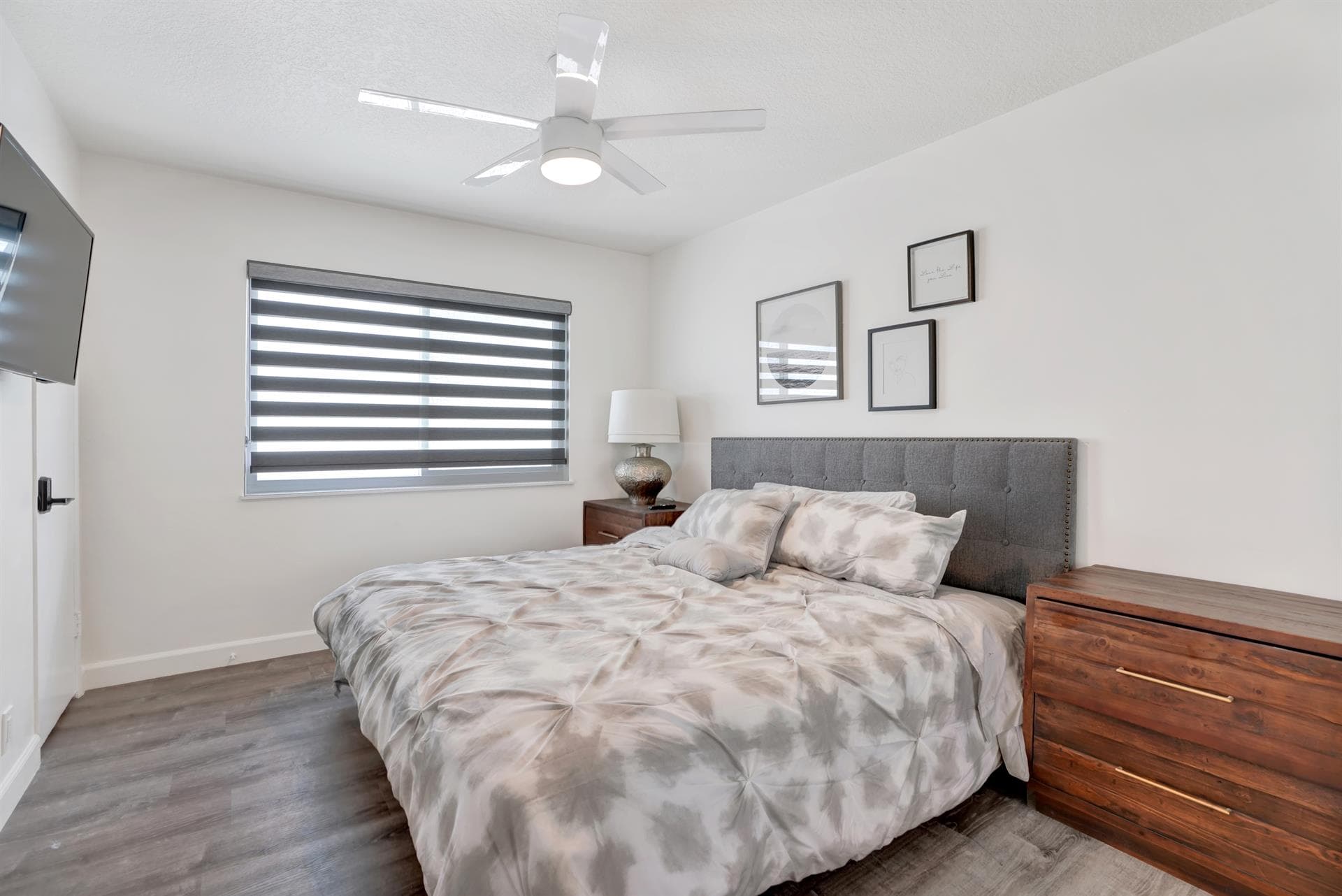 Marina Muse - Image 11