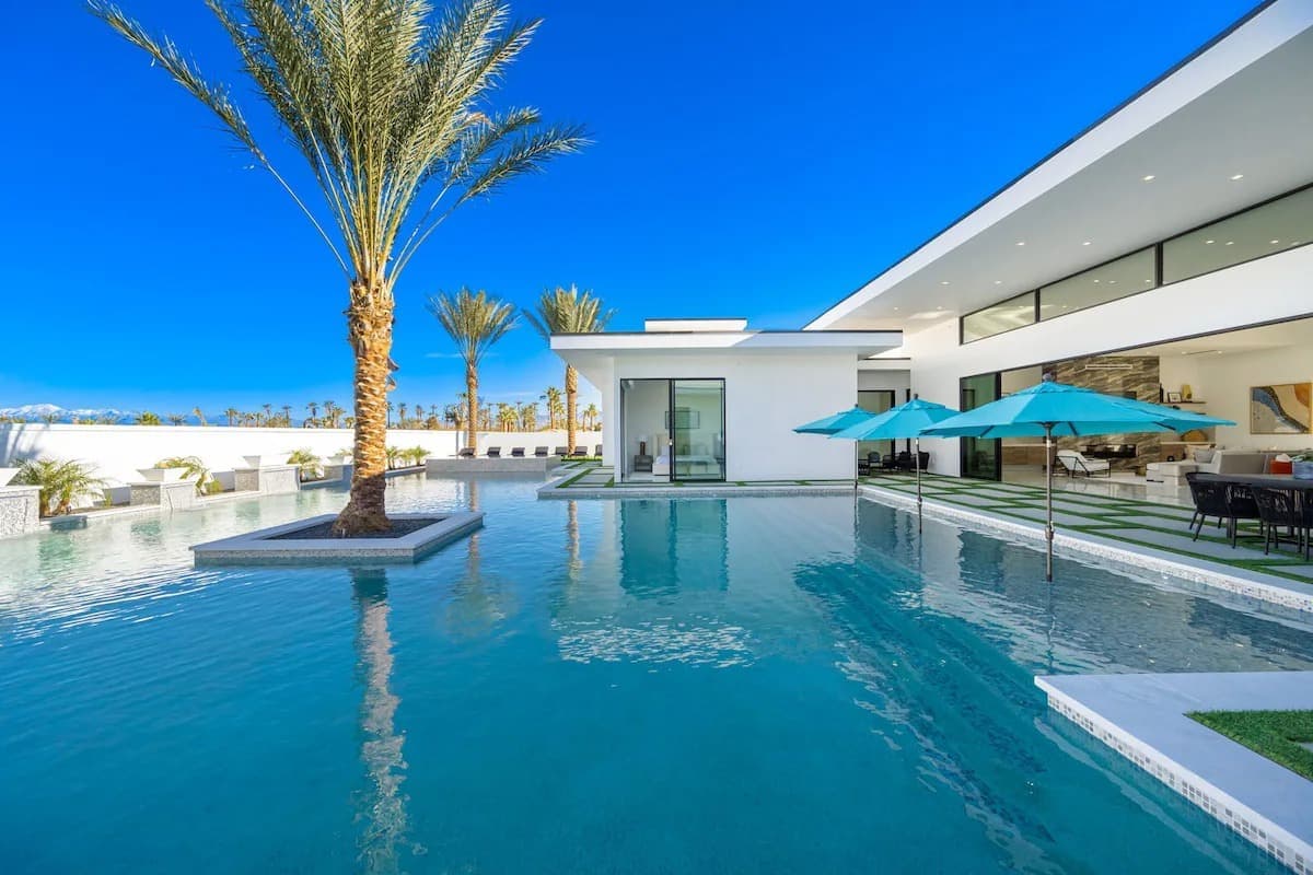 Bravo Villa #13 - Image 42