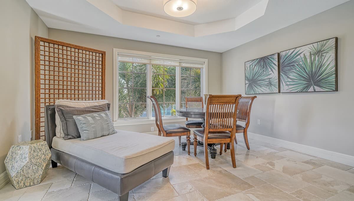 Sun Sea Terrace House - Image 11