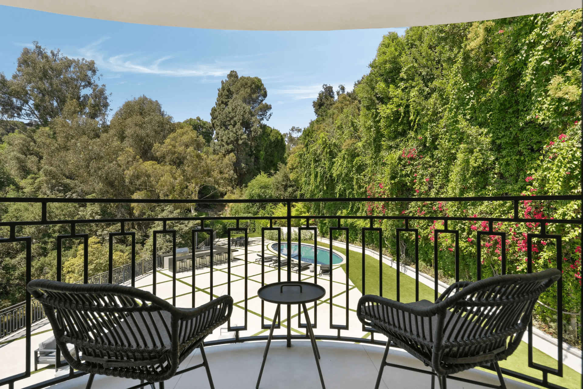 Noble Crest - Image 26