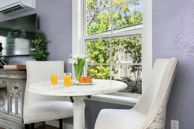 Lavender Suite - Image 3