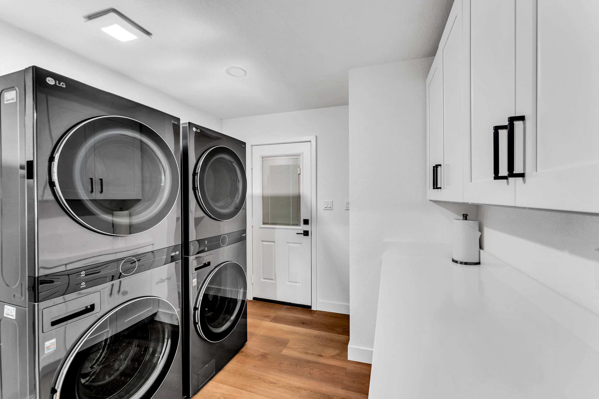 Carnelian Haven - Image 31