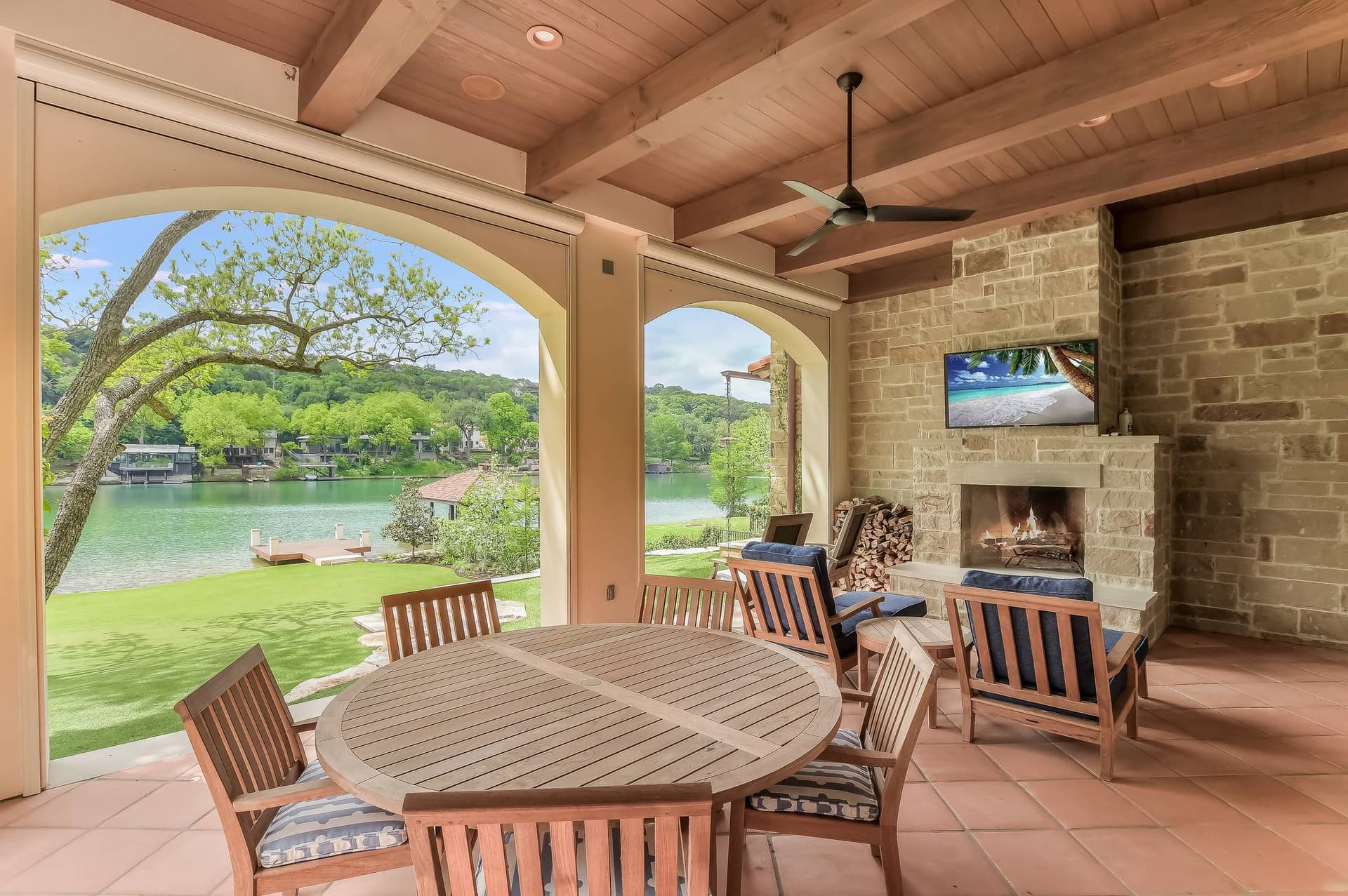 Crown Jewel on Lake Austin - Image 32