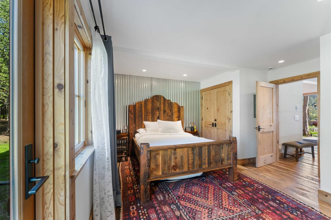 Soda Springs Ski & Lake Retreat - Image 14