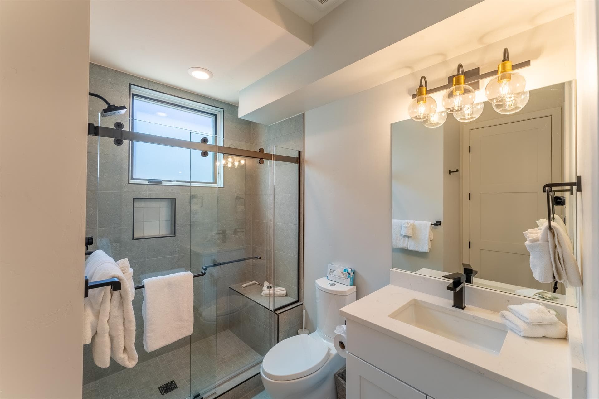 Frisco Aly - Image 34