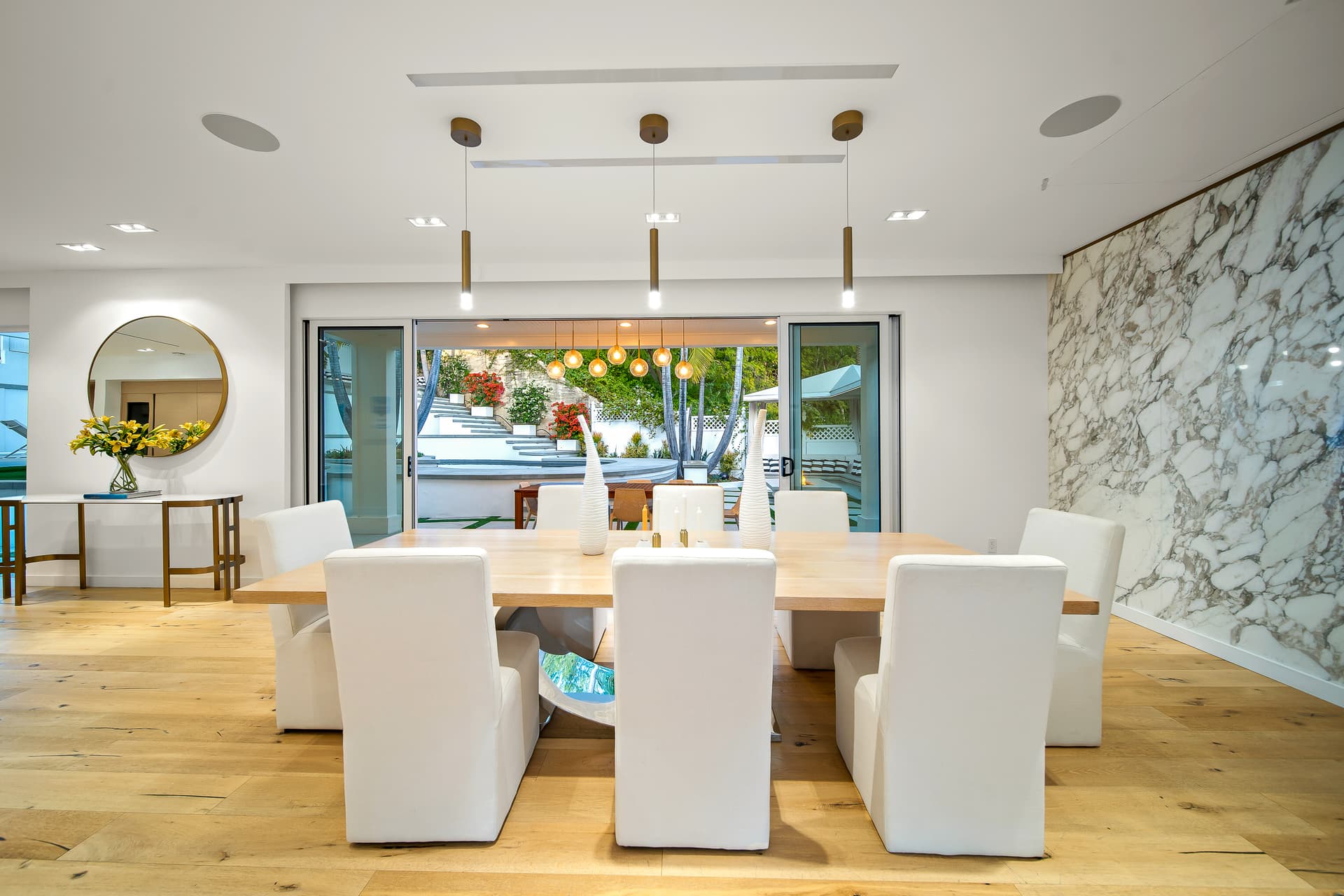 London Villa - Image 5