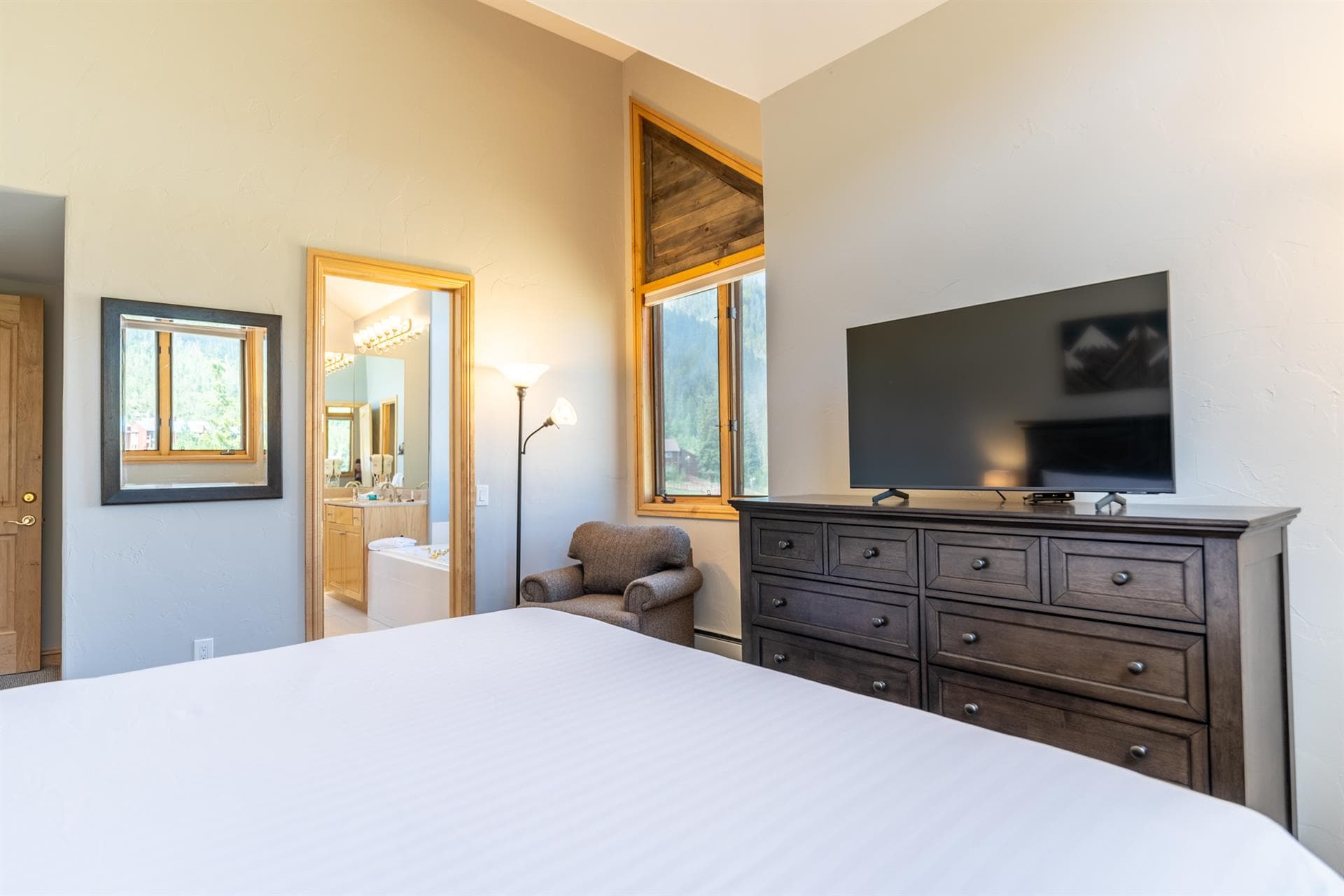 Serenity Stay - Image 25