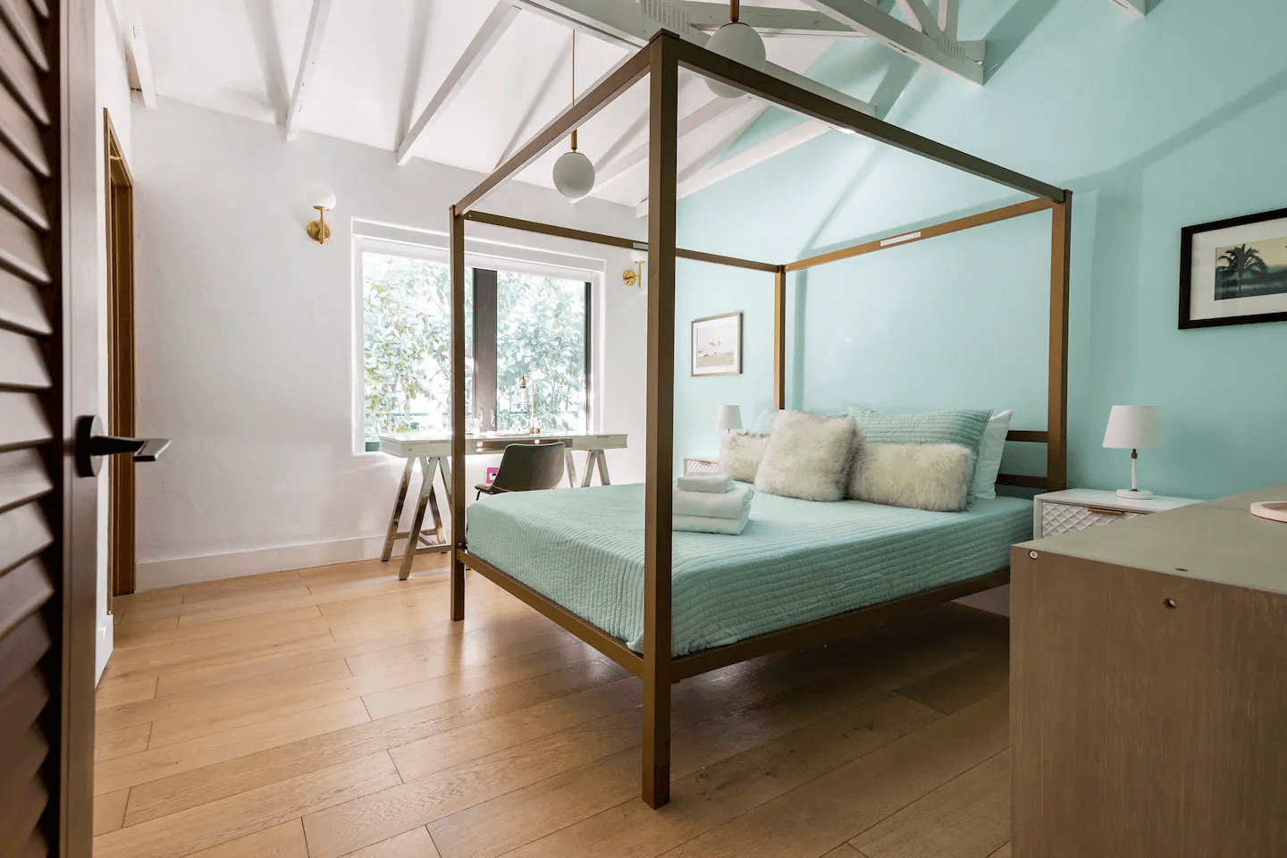 Ocean Haus - Image 24