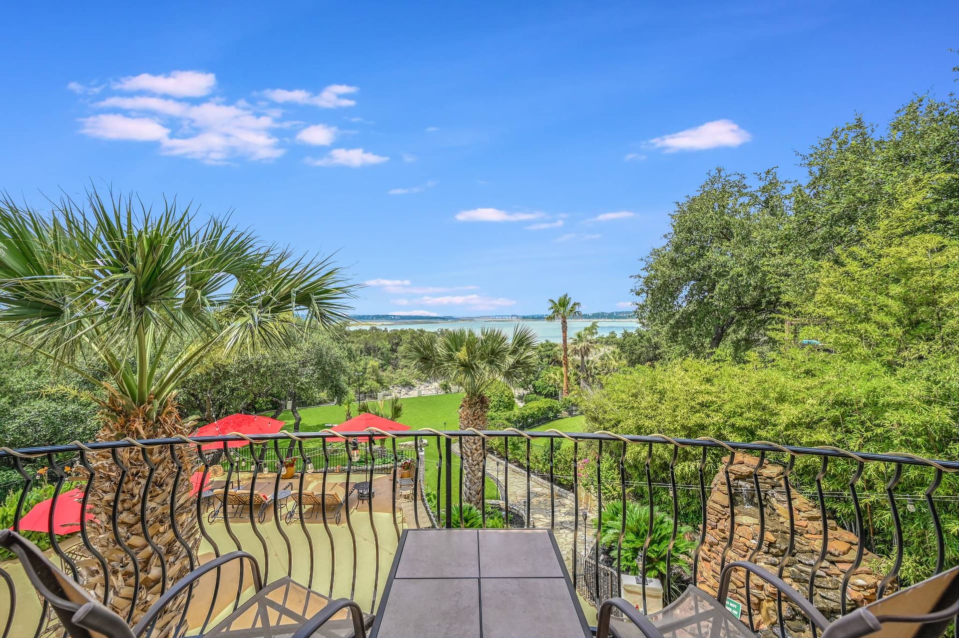 Palms on Lake Travis - Image 11