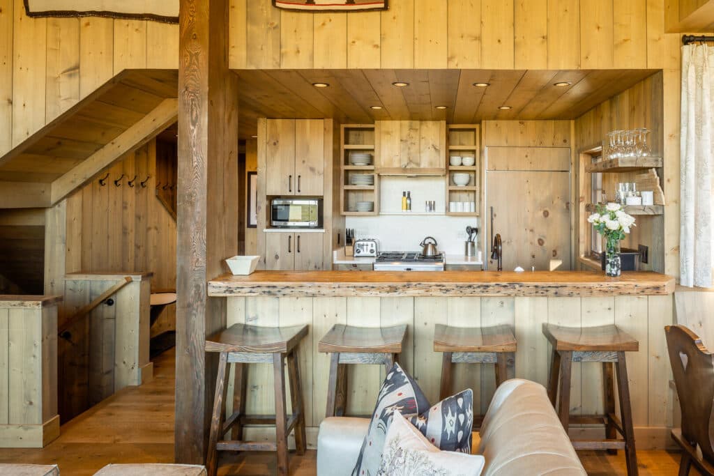 Renegade House - Image 5