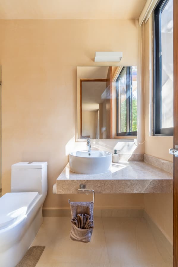 Surenna Oasis Villa - Image 14