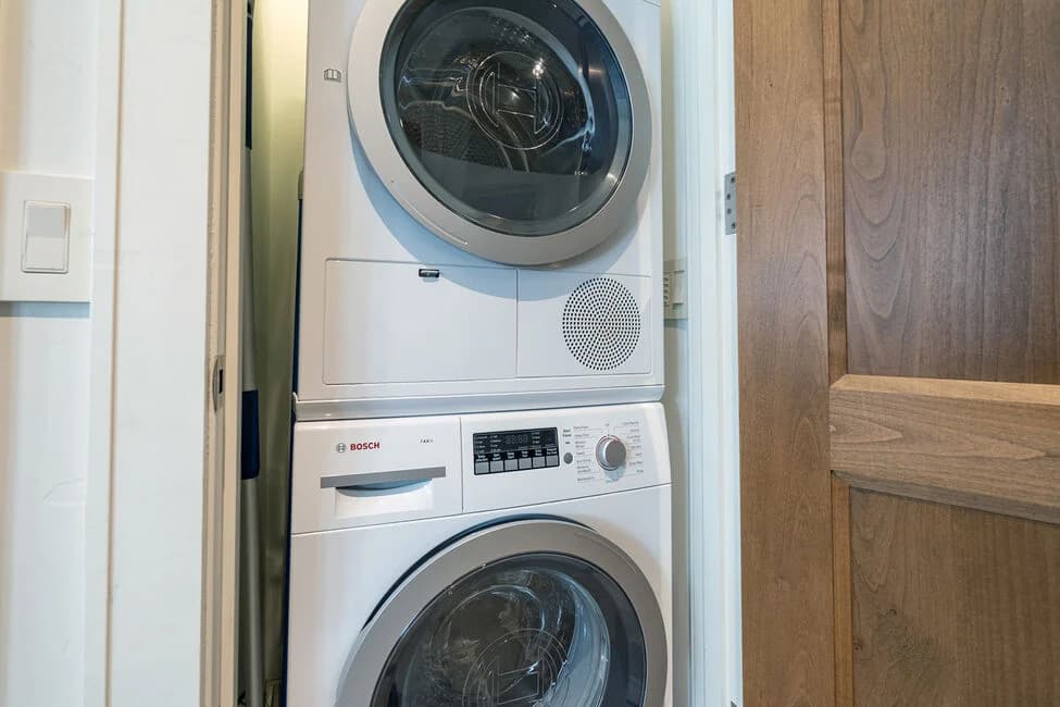 Hagan Home - Image 22