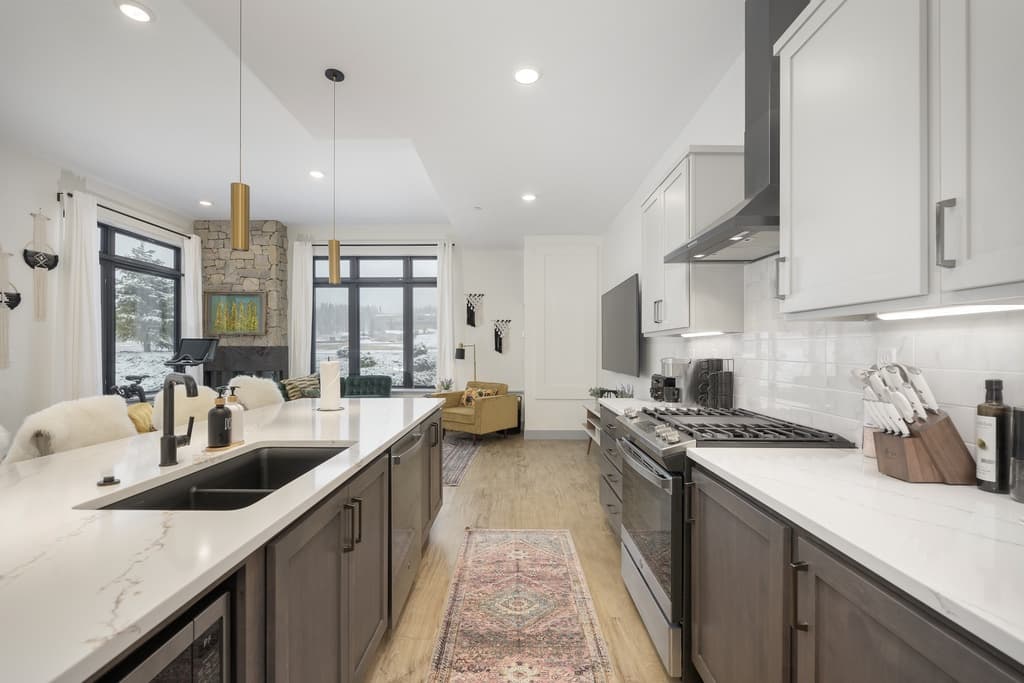 Timber Fox Residence 2102 - Image 8