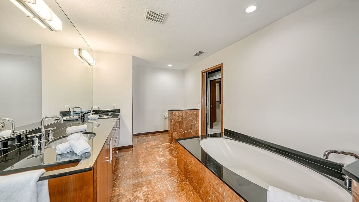 Bali Hai Home - Image 19