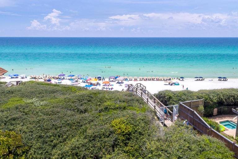 Connecticut Yankee - Image 3