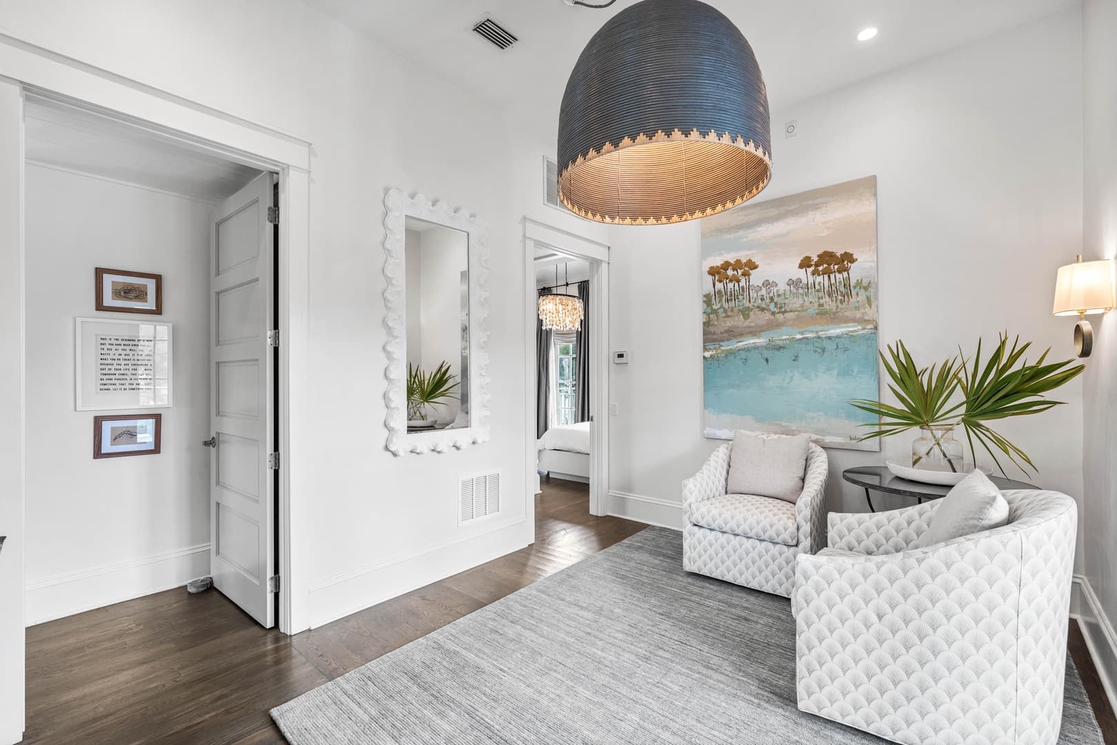 YOLO Cottage & Carriage - Image 4