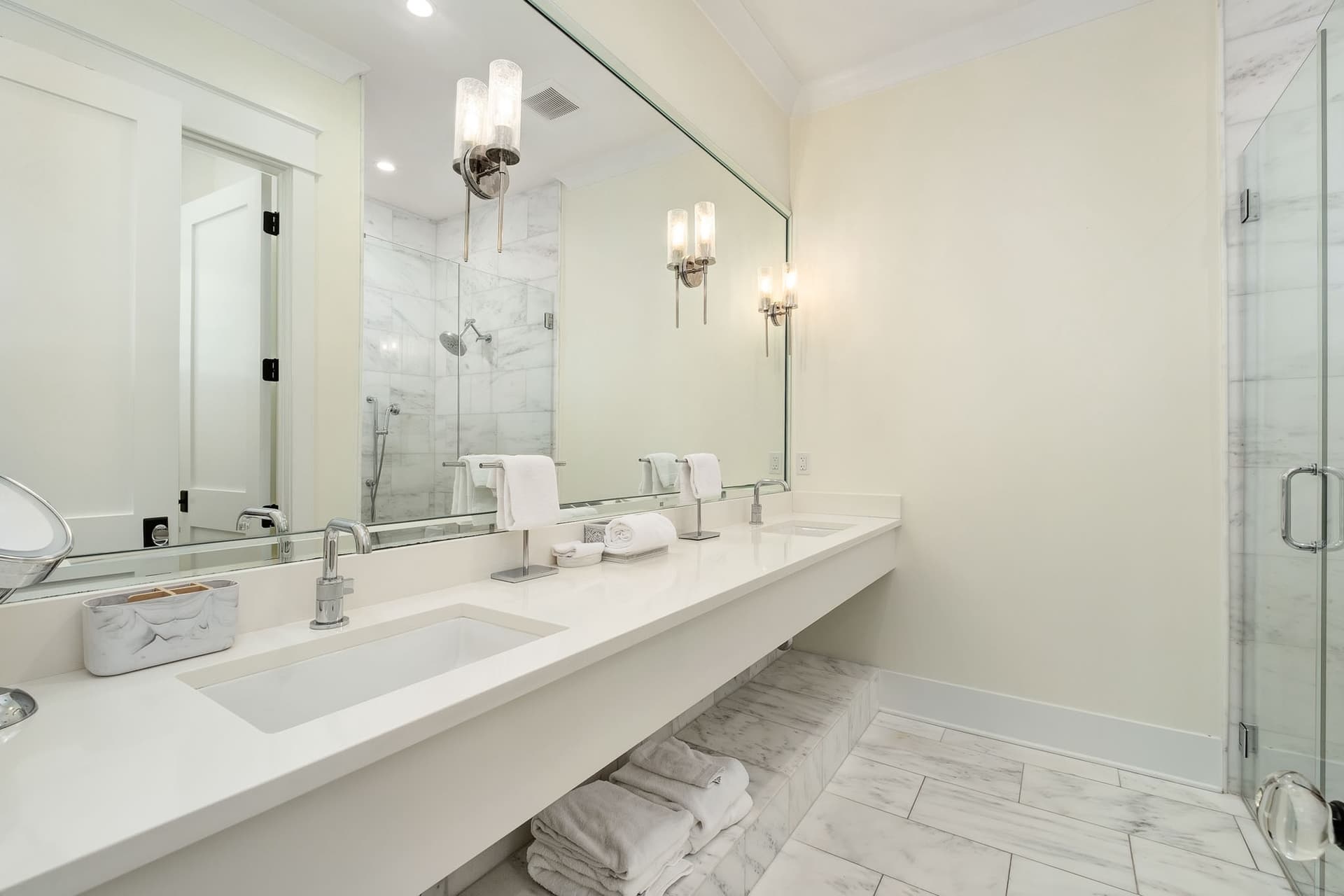 Belle La Mer - Image 41