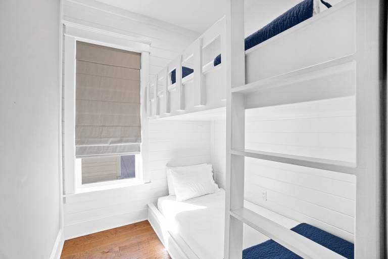 Blue Whale Bungalow - Image 36