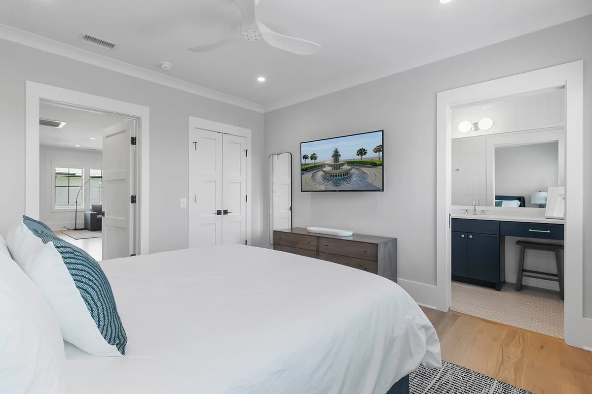 Stay Salty - Image 25