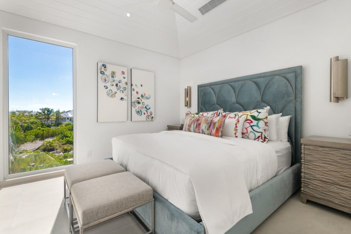 Grace Bay Six Bedroom Premium Ocean View - Image 16