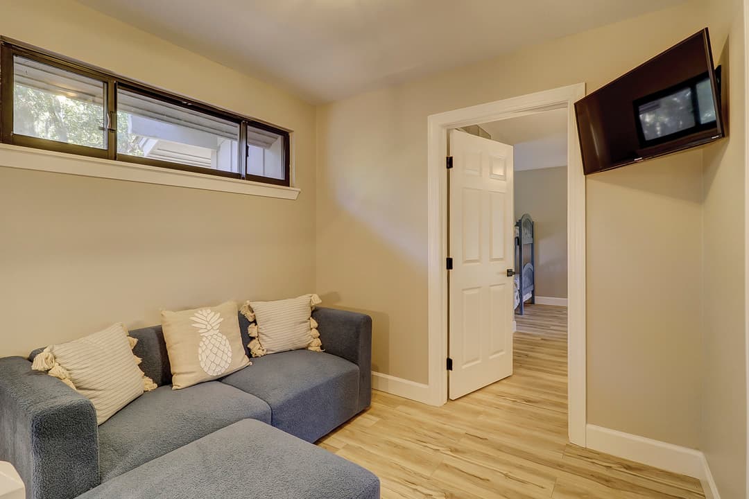 Hickory Home - Image 3