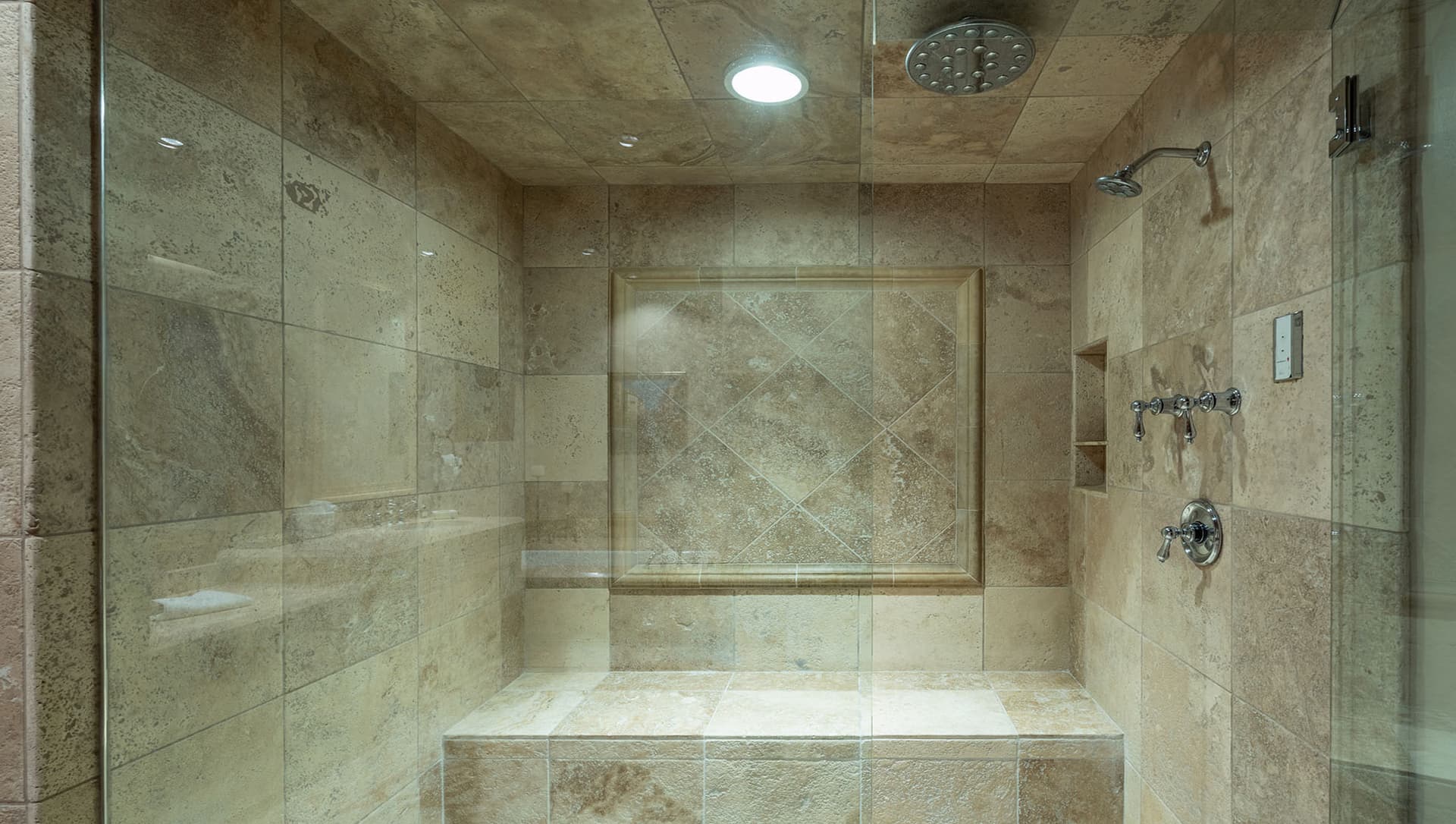 Country Club Estate - Image 29