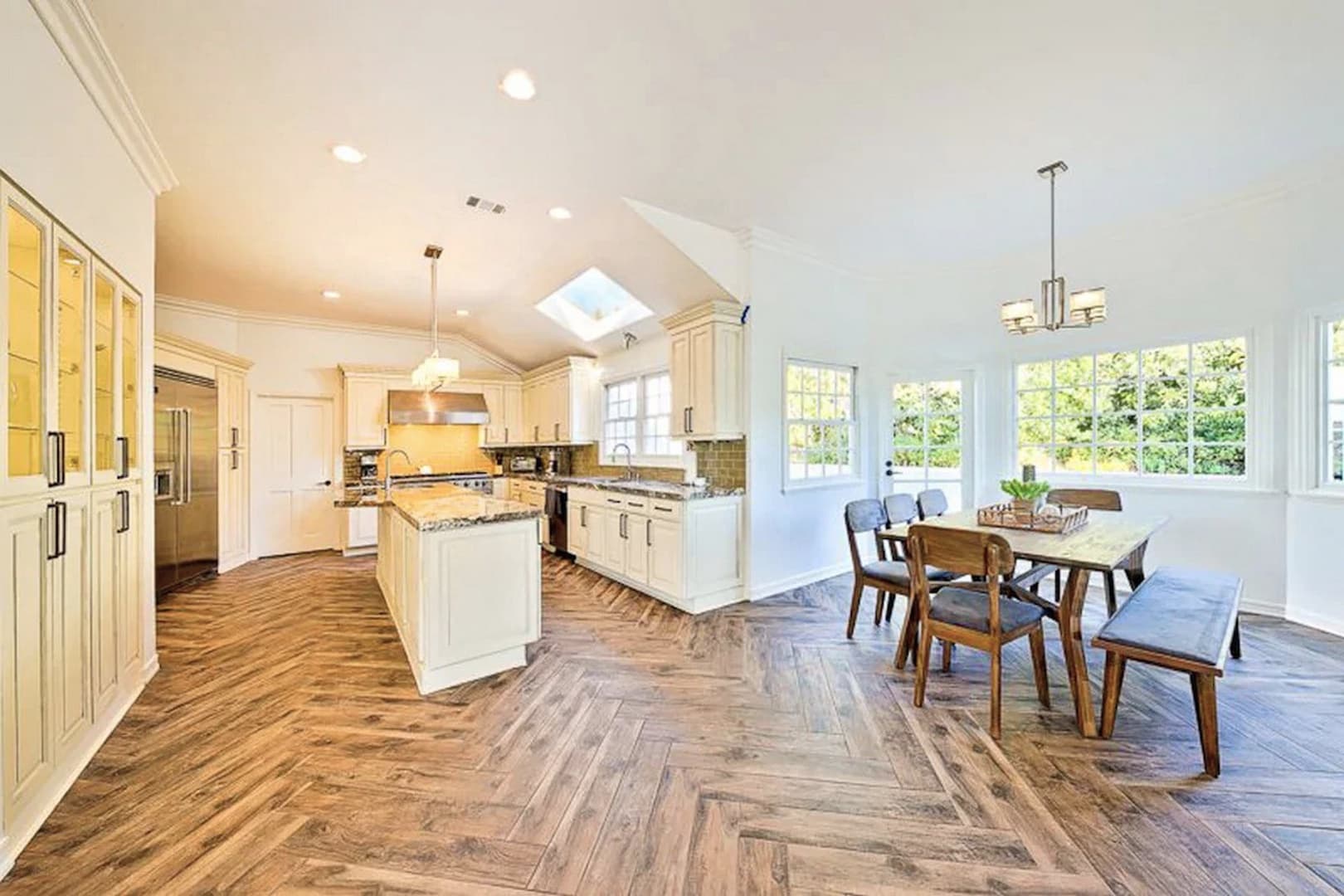 La Jolla Lifestyle - Image 5