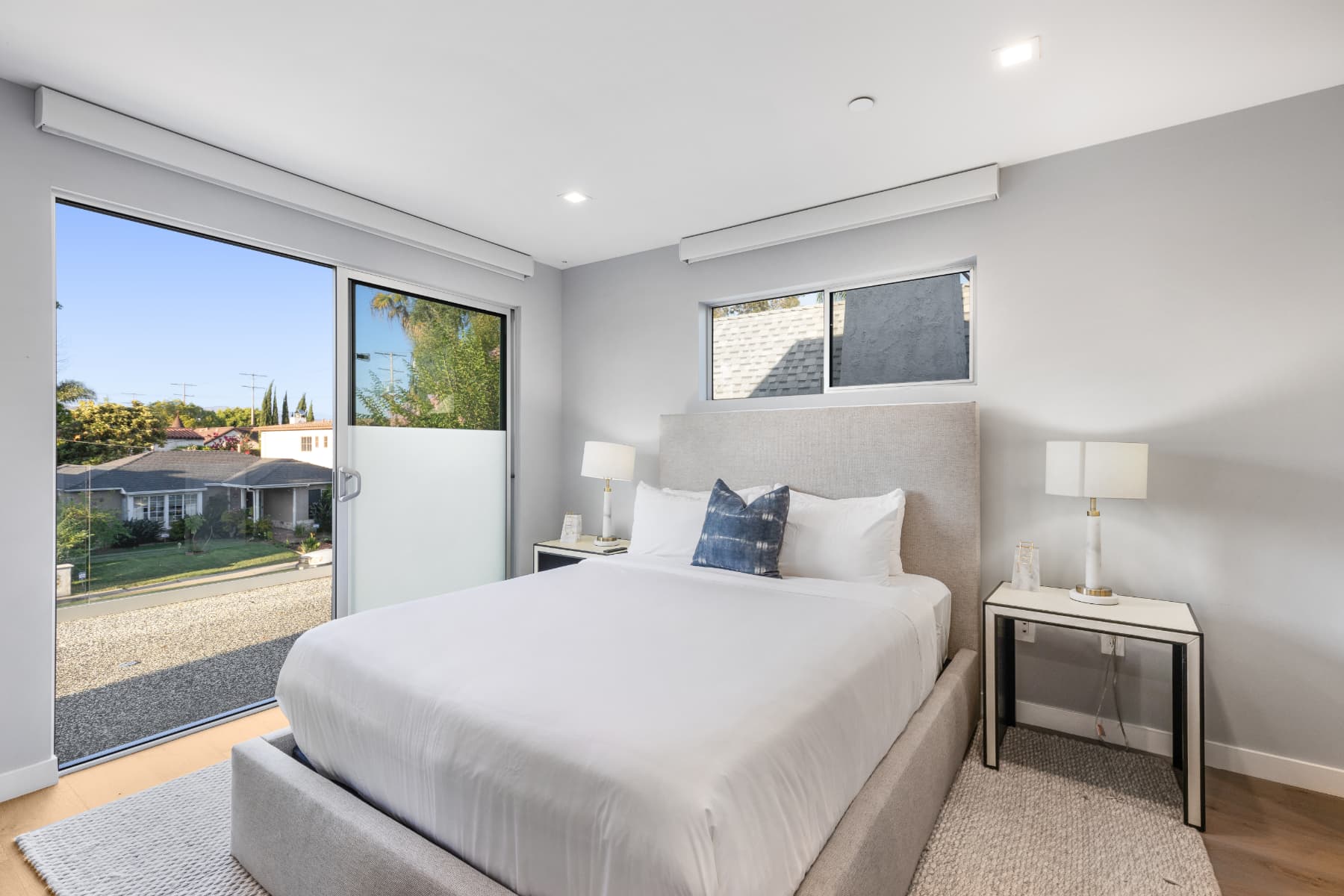 Lindenhurst House - Image 27