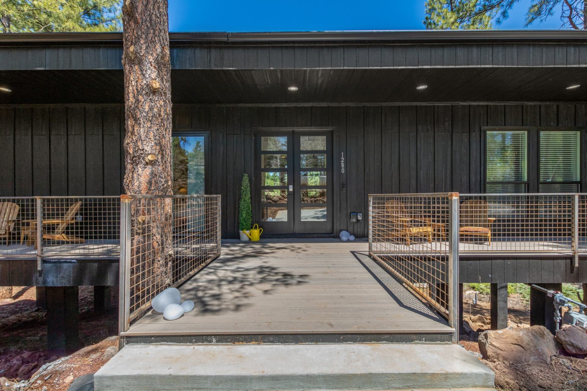 Le Cabin Noir - Image 41