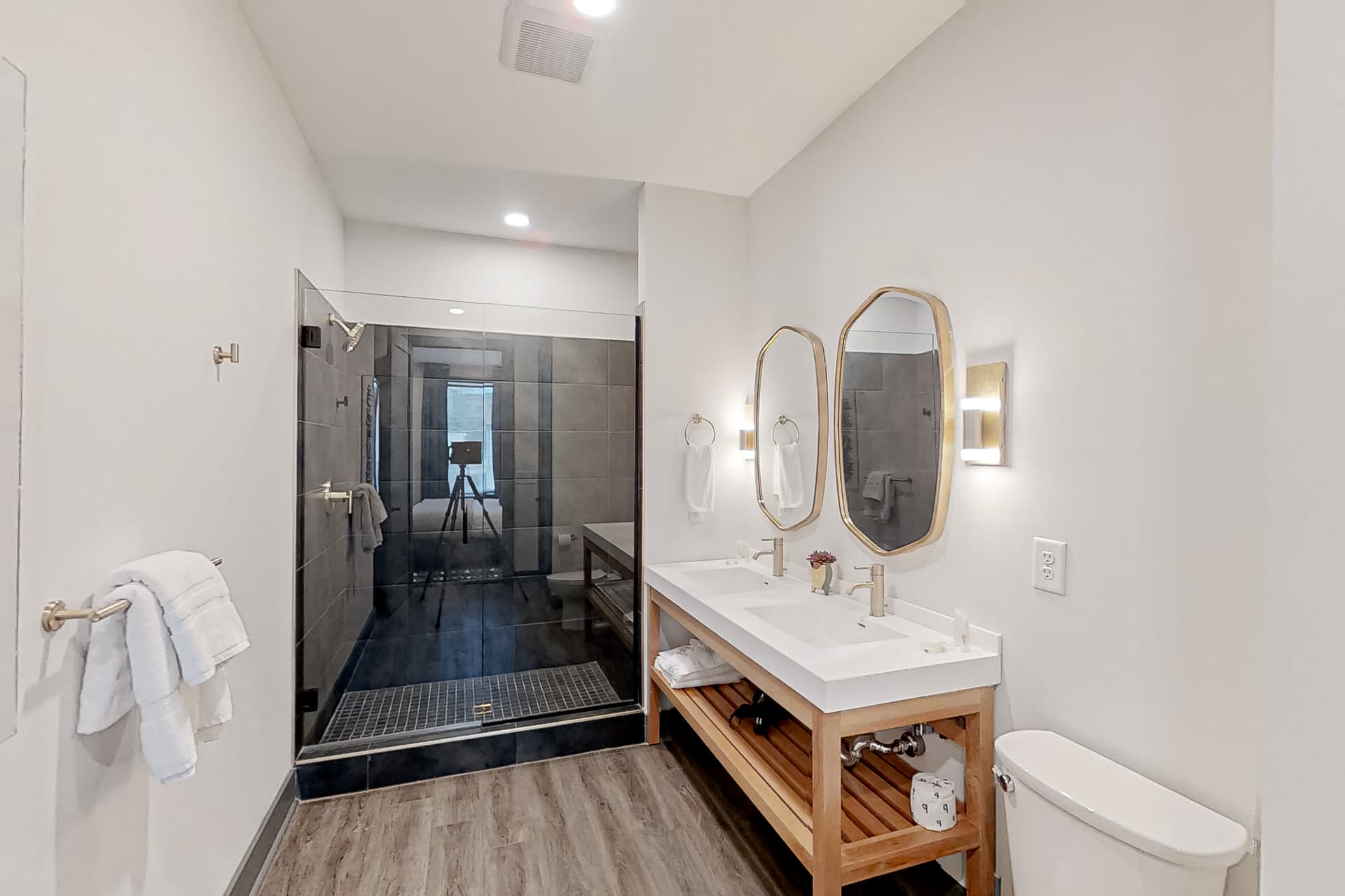 Music City Muze - Image 10